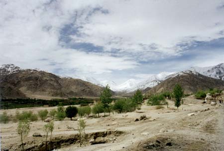 The valley near Sakti village